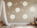 Zestaw naklejek z białymi stokrotkami w balonach i beżowymi motylkami. Stylowa dekoracja dla najmłodszych w formacie 50x100 cm.-min.png
